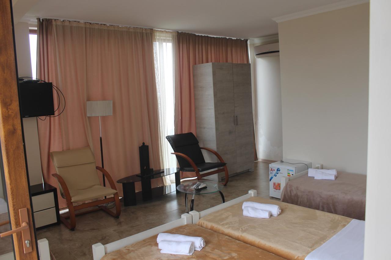 Seazone Hotel Шекветили Екстериор снимка