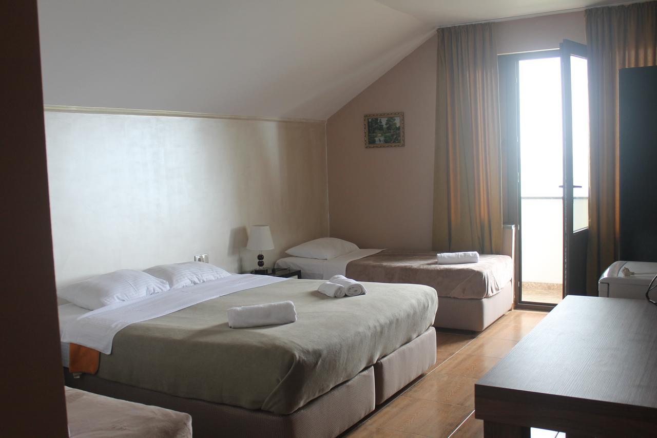 Seazone Hotel Шекветили Екстериор снимка