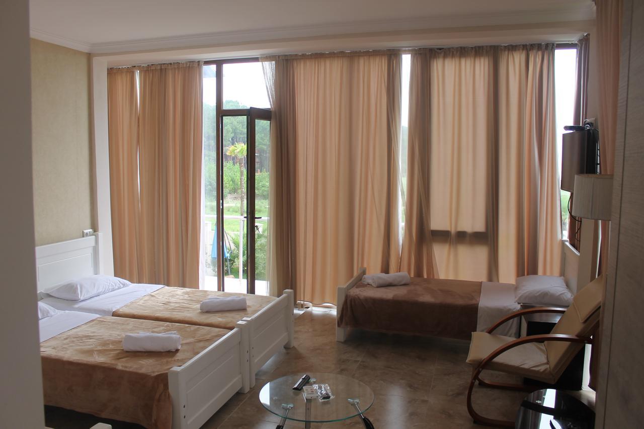 Seazone Hotel Шекветили Екстериор снимка